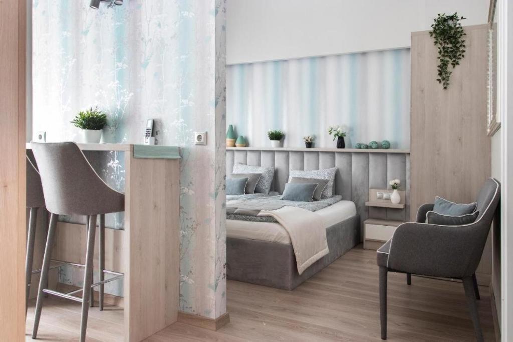 Revay 20 Suites By Corall Budapest Exterior photo